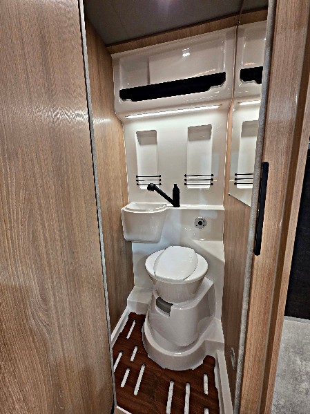 Badezimmer ZEN ROBETA